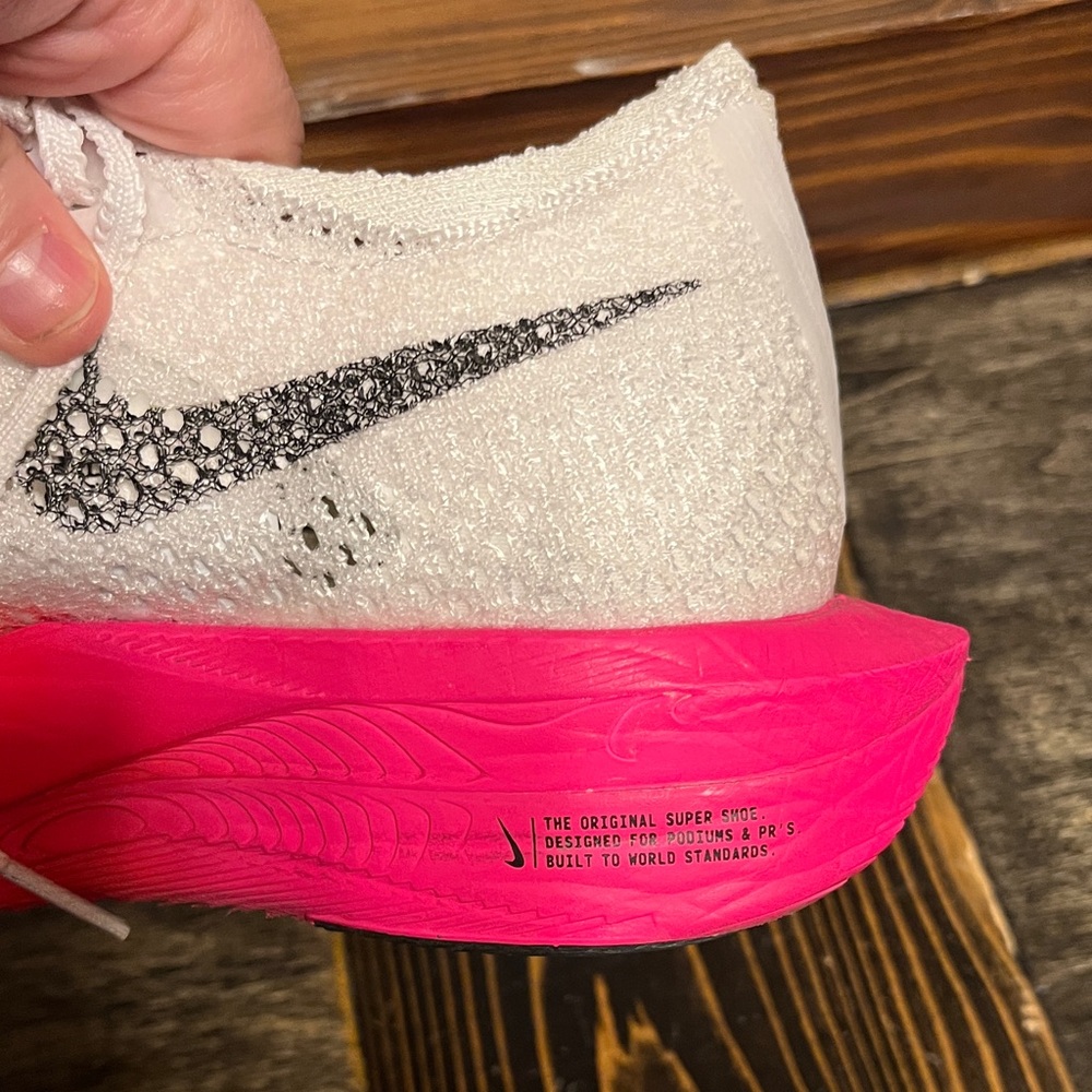 Nike Women's ZoomX Vaporfly 3 Running White/Bright Crimson - Picture 8 of 16